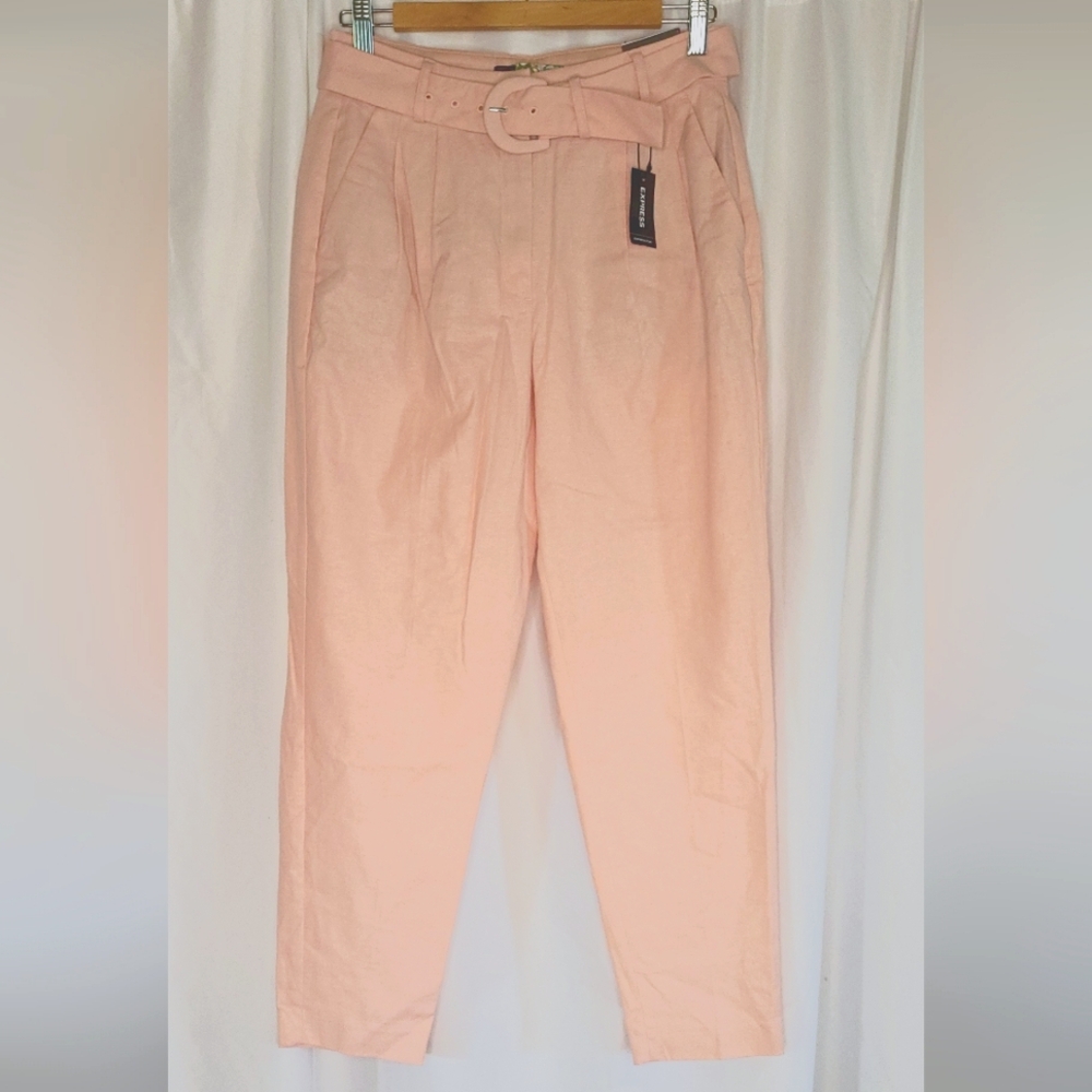 NWT Express Pink High-Waisted Belted Pants. Size 4. Linen Material